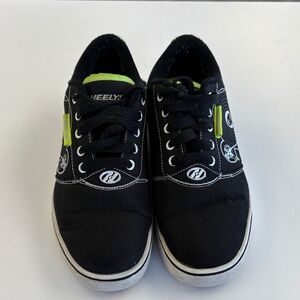 Heelys Black Canvas Kids Sneakers with Lime Accents
